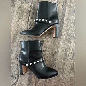 Black pearl booties